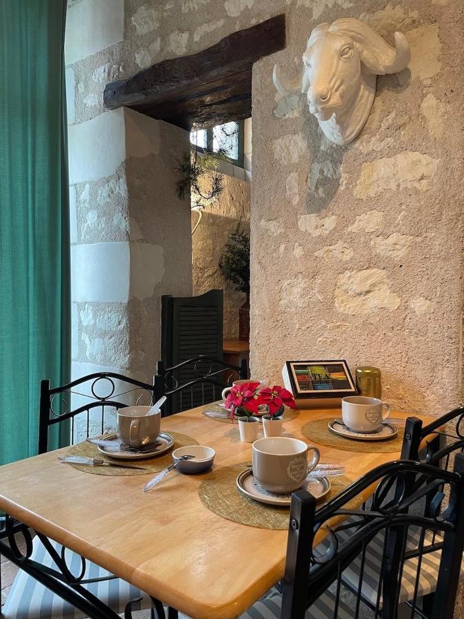 Le Relais, La Dormance, Le Bois Dormant Hotel Châteauvieux Kültér fotó